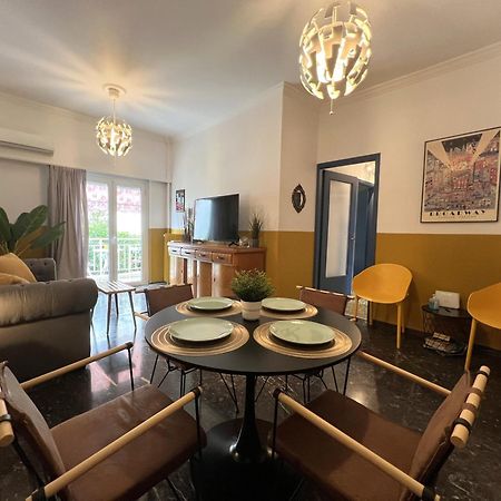 Athenian Vintage Style 2 Bdr Apartment Екстер'єр фото